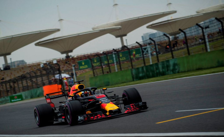 Ricciardo: Ferrari Cepat, Mercedes Bisa Dijangkau