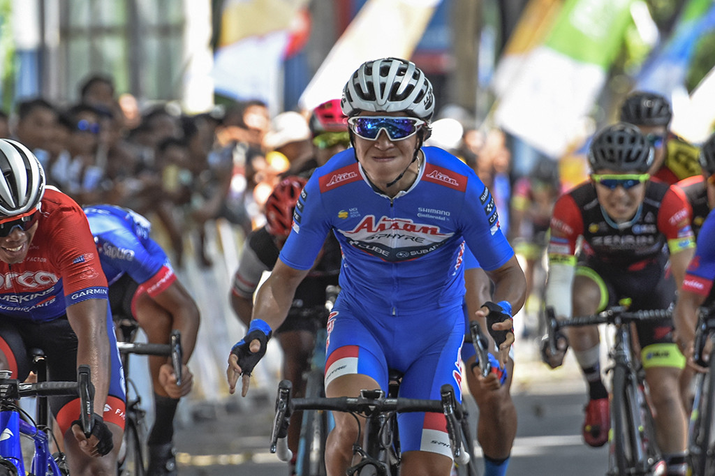 Pembalap Asal Jepang Juarai Etape Ketiga TDLM 2018