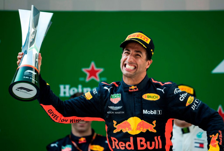 Daniel Ricciardo Naik Podium Utama F1GP Tiongkok