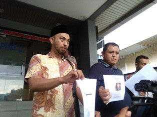 Amien Rais Dilaporkan ke Polisi