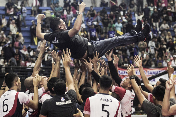 Putra Surabaya Bhayangkara Samator Juara Proliga 2018