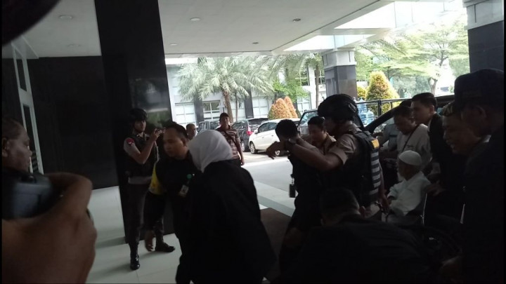 Abu Bakar Ba'asyir Berobat ke RSCM