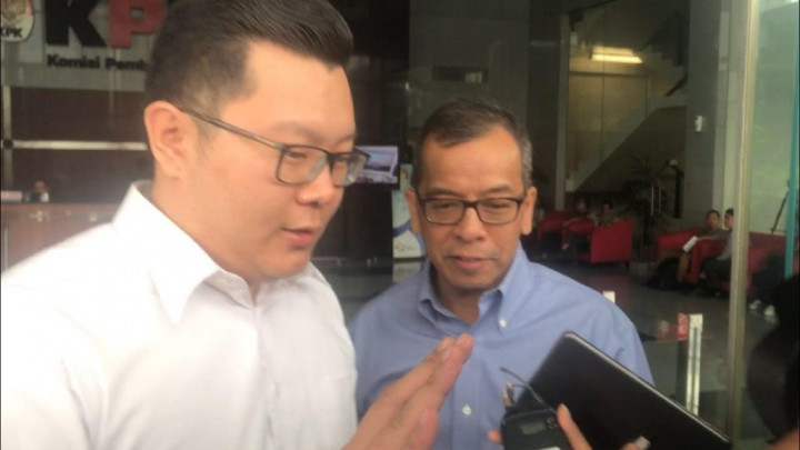 Emirsyah Satar Bungkam Usai Diperiksa KPK