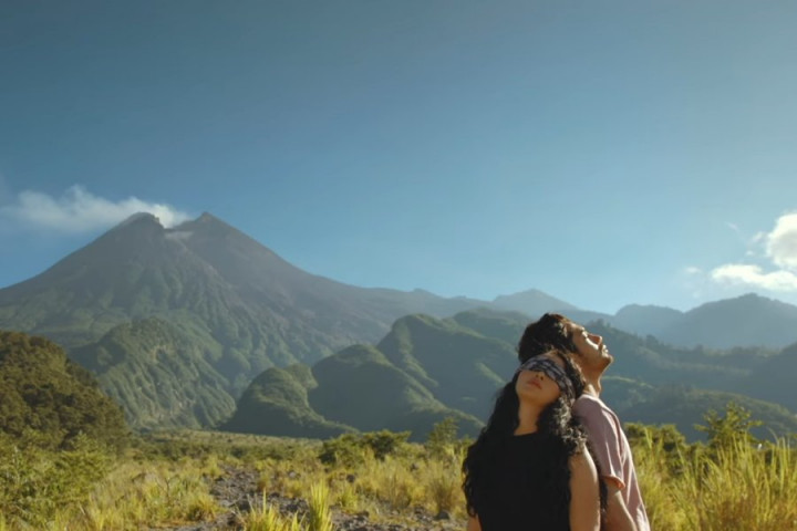 Film The Gift Garapan Hanung Bramantyo akan Dirilis di Bioskop