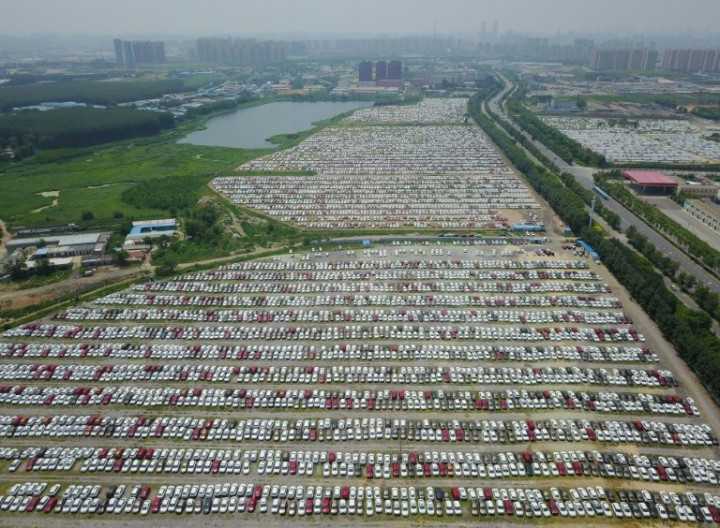 China to Relax Foreign Ownership Limits on Cars, Other Industries