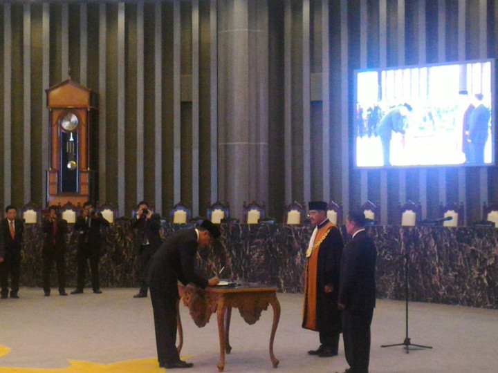 Dody Budi Waluyo Resmi Dilantik sebagai Deputi Gubernur BI