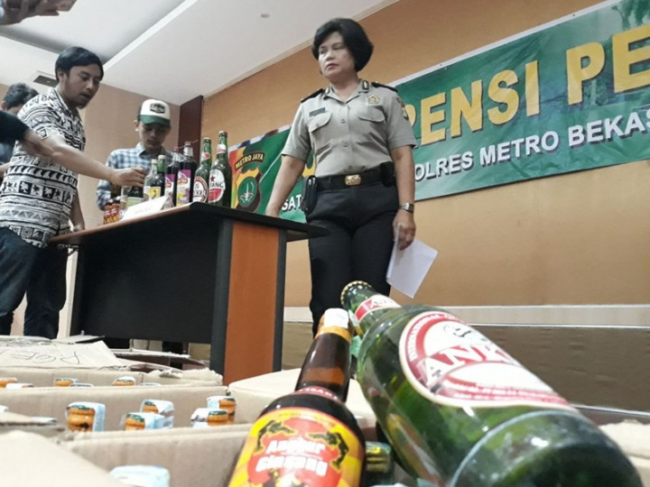 Puluhan Toko Jamu di Bekasi Ditutup karena Jual Miras