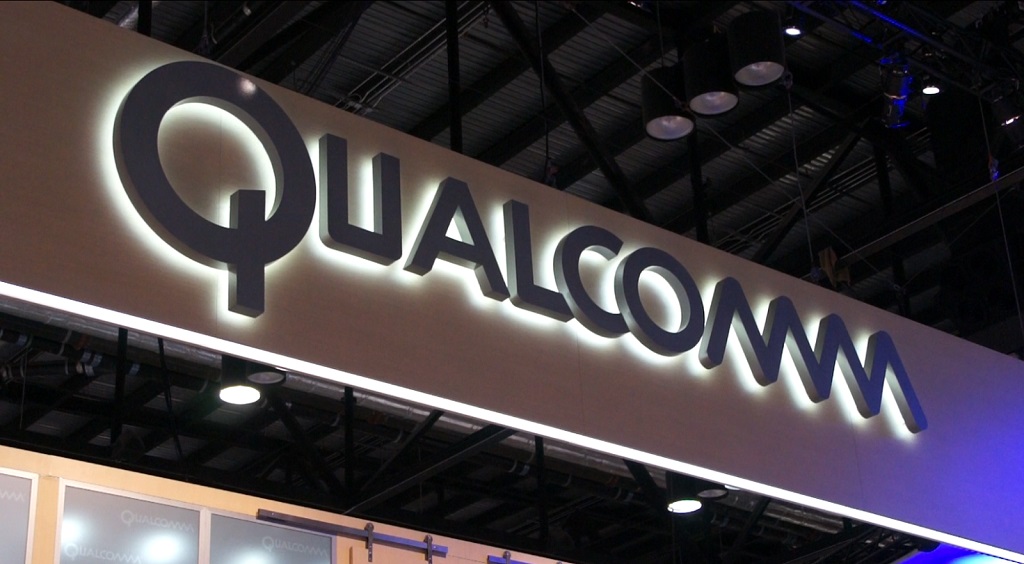 Qualcomm mendominasi pasar prosesor untuk perangkat mobile yakni smartphone.
