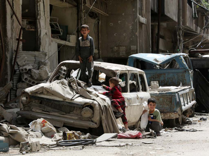 Rusia Klaim Temukan Granat Asap Inggris di Ghouta Timur