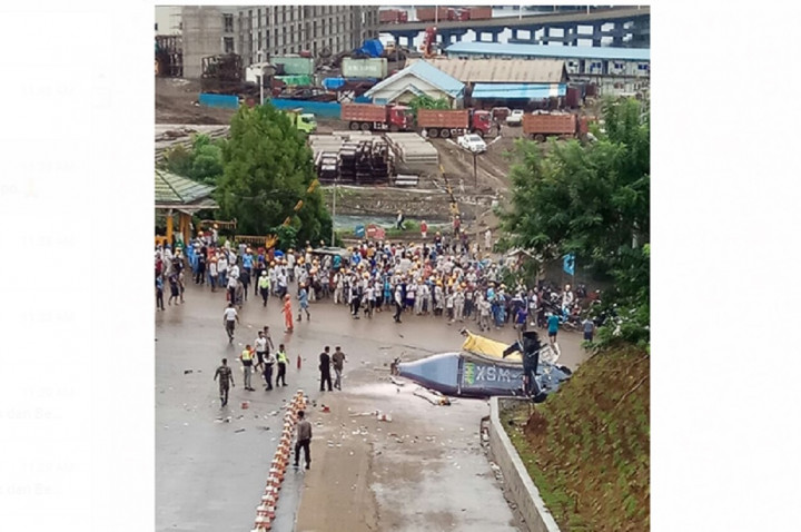 Helikopter Angkut 6 Penumpang Jatuh di Morowali