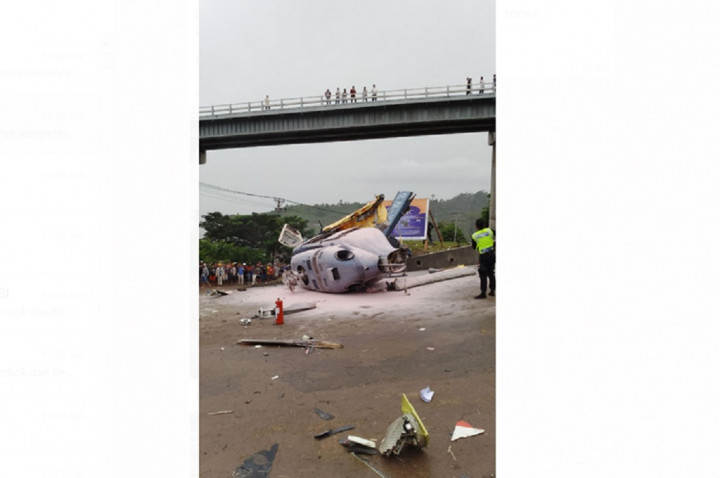 Helikopter Jatuh tak Jauh dari Helipad