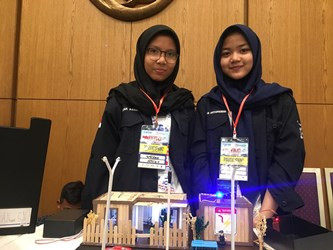 Pelajar se-Nusantara Memperebutkan Tiket Kontes Robotik Internasional