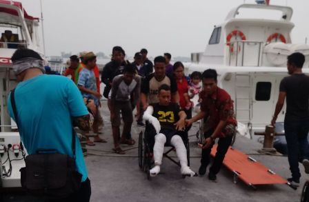 Kapal Motor Meledak, 9 Orang Terluka