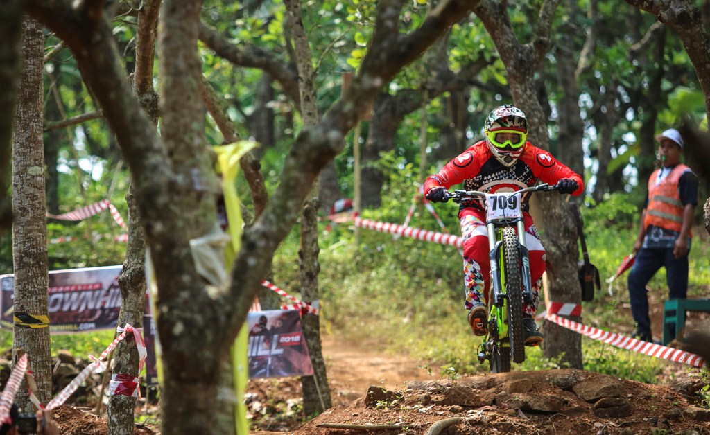 Suasana balapan Indonesian Downhill Seri 1 2018 di Bantul, DIY Yogyakarta, Minggu (22/4) (Medcom.id/Ist)