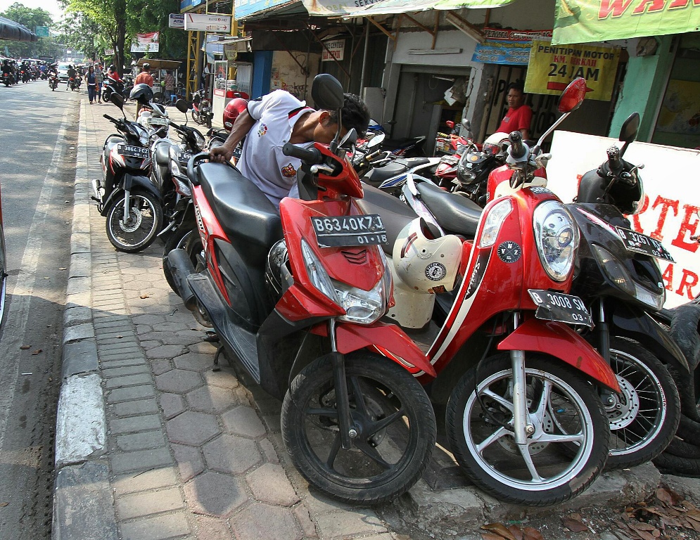 Trotoar Kota Bekasi Semrawut