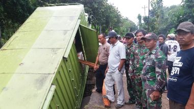 Ambruk, Pemkab Tegal Segera Membangun Jembatan Darurat