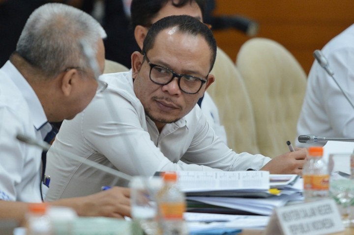 Menaker Sebut TKI Lebih Banyak Ketimbang TKA Tiongkok