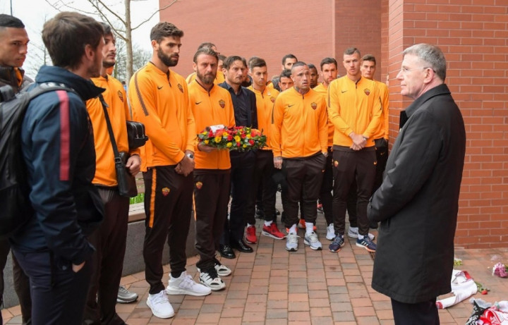 Sebelum Hadapi Liverpool, Skuat Roma Kenang Tragedi Hillsborough