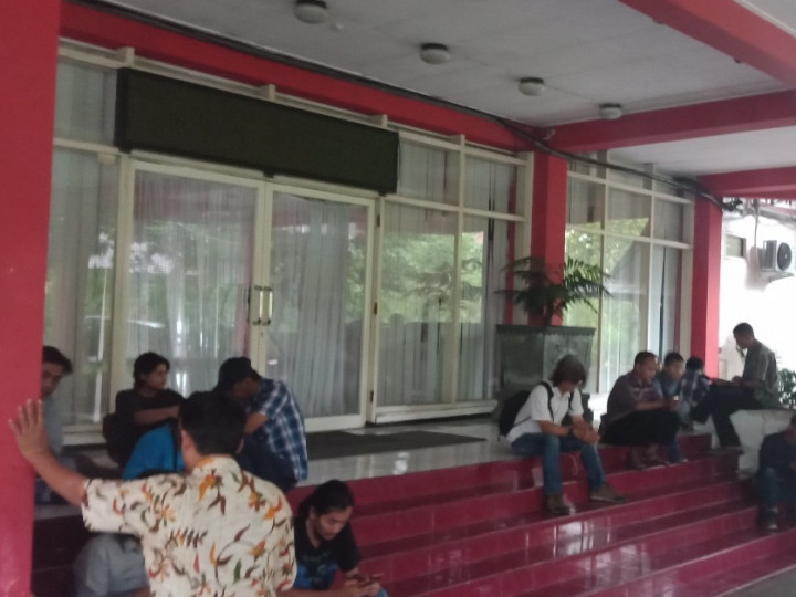 Kantor Pemkab Mojokerto Masih Digeledah KPK