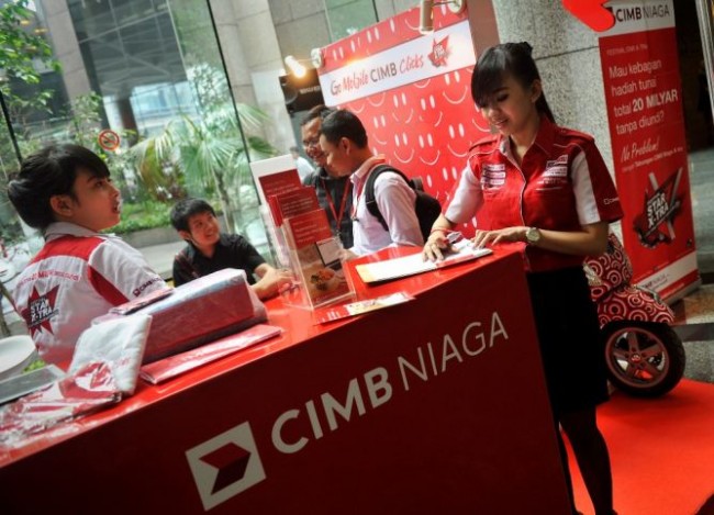 Laba Konsolidasi CIMB Niaga Rp877 Miliar