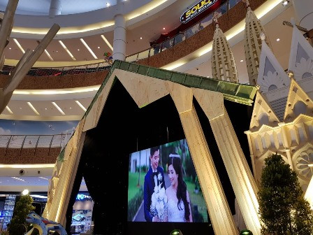  Ada Sagrada Familia di Royal Wedding Fair V