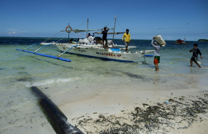 Philippines Closes Boracay to Tourists under High Security