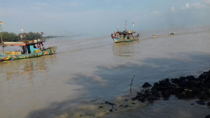 60 Kapal Nelayan di Pemalang Hanyut