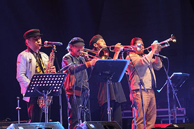 Mitos Kematian dalam Lagu 