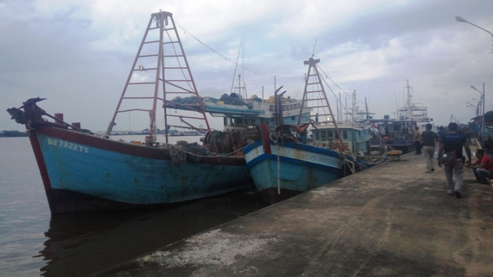 Dua Kapal Pencuri Ikan Asal Vietnam Ditangkap