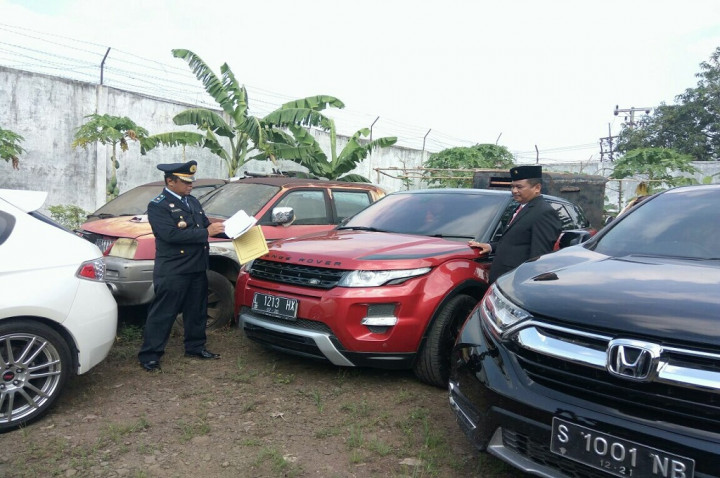 Kendaraan yang Disita KPK Dipindahkan ke Rupbasan Medaeng