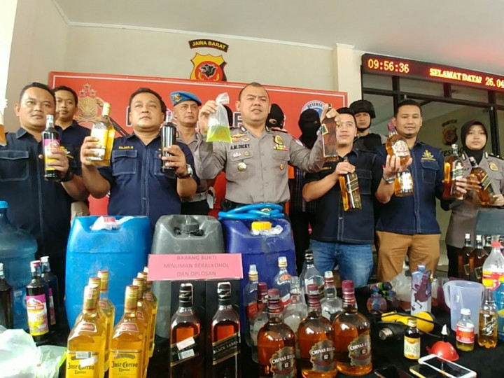 Miras Oplosan Bermerek Impor Dijual <i>Online</i>