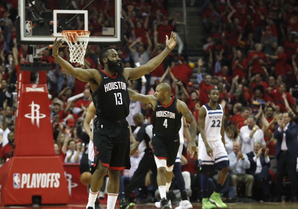 James Harden menjadi pahlawan kemenangan Houston Rockets atas Utah Jazz (Tim Warner/Getty Images/AFP)