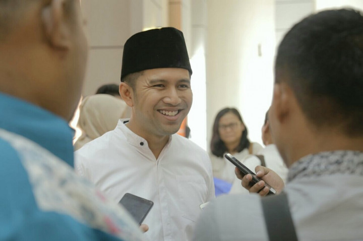 Emil Dardak Janji Kawal Industri Garam di Madura