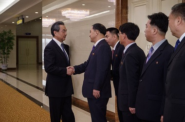 Menlu Tiongkok Tiba di Korut untuk Perbaiki Hubungan