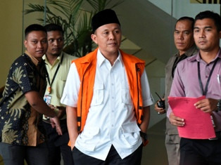 Bupati Lampung Tengah Segera Jalani Sidang