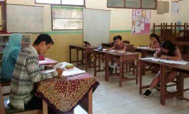 Tujuh Siswa Batal Ujian Nasional akibat Keracunan