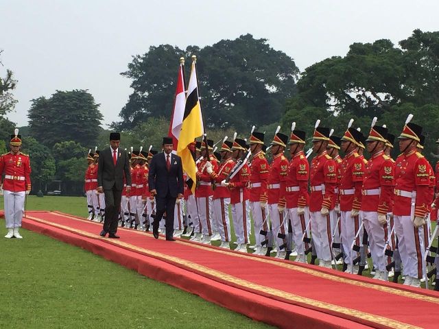 Sultan Brunei Tertarik Beli Alutsista Indonesia