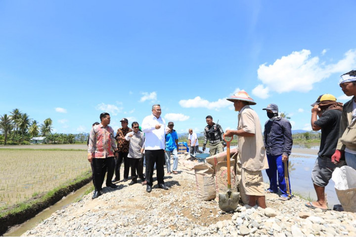Kemendes PDTT Ikut Jalankan Program Padat Karya Tunai di Desa