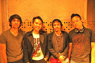 Band Serian jadi Rumah Baru Anton Eks Sheila On 7