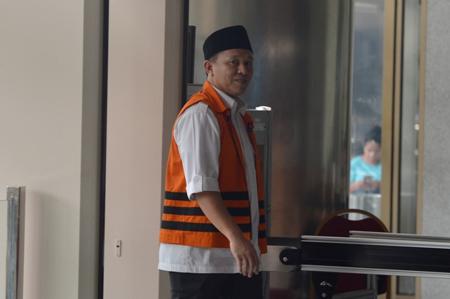 Bupati Lampung Tengah Kumpulkan Suap dari Rekanan Proyek