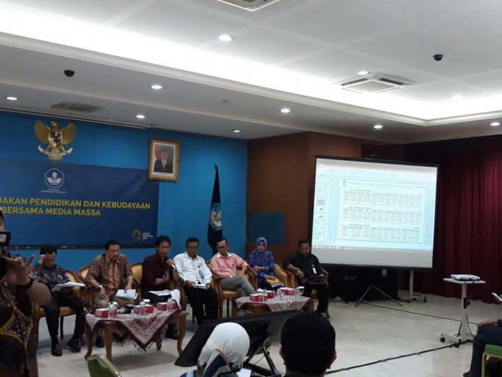 Nilai UN Turun, Pemda Harus Lebih Peduli