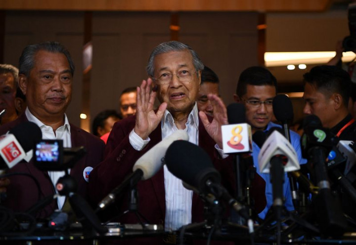 Mahathir Klaim Oposisi Pakatan Harapan Menang Pemilu Malaysia