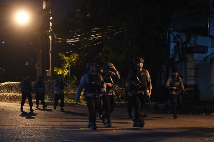 Penyanderaan Polisi di Mako Brimob sudah 24 Jam