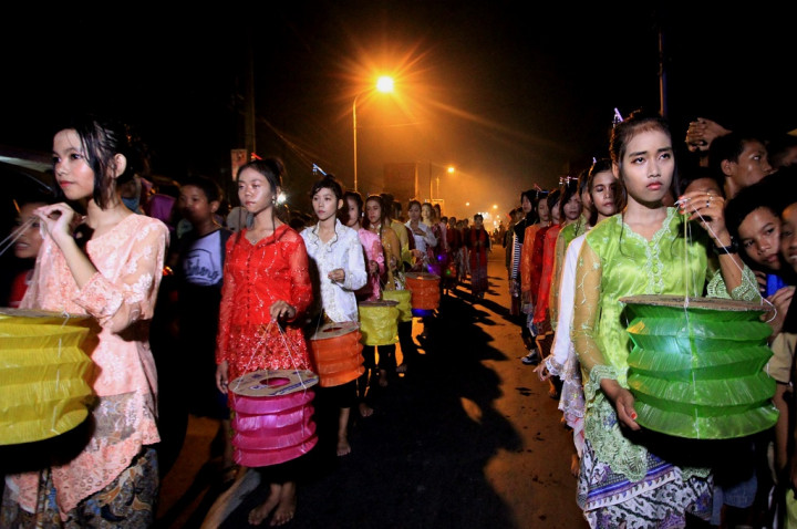 Lain Desanya, Beda pula Tradisi Baratan-nya