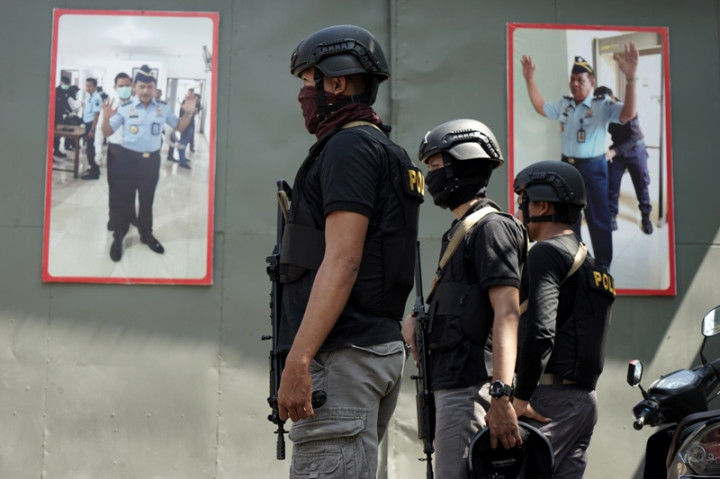 Polisi Sterilisasi Dermaga ke Nusakambangan