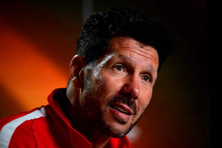 Sindiran Pahit Simeone untuk Barcelona