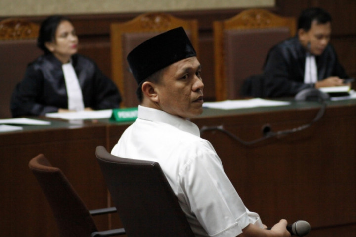 Bupati Lampung Tengah Didakwa Suap DPRD Rp9,6 Miliar