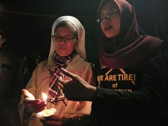 Masyarakat Malang Kecam Aksi Teror Lewat Doa Bersama