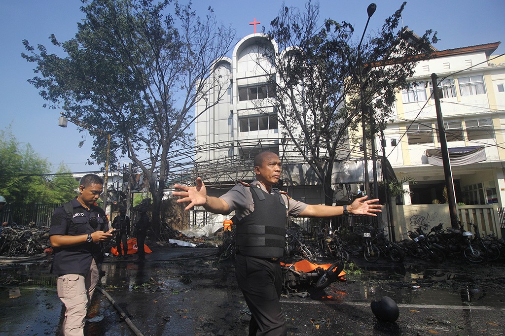 Ledakan terjadi di tiga lokasi di Surabaya, yakni di Gereja Kristen Indonesia (GKI), Gereja Pantekosta Pusat Surabaya (GPPS), dan Gereja Katolik Santa Maria Tak Bercela, pada waktu yang hampir bersamaan. ANT/ Moch Asim
