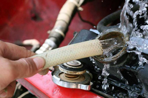 Ini Air Yang Sehat Untuk Radiator